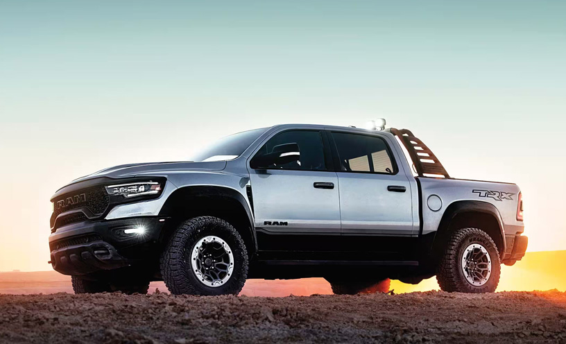 Side Profile of 2023 Ram 1500