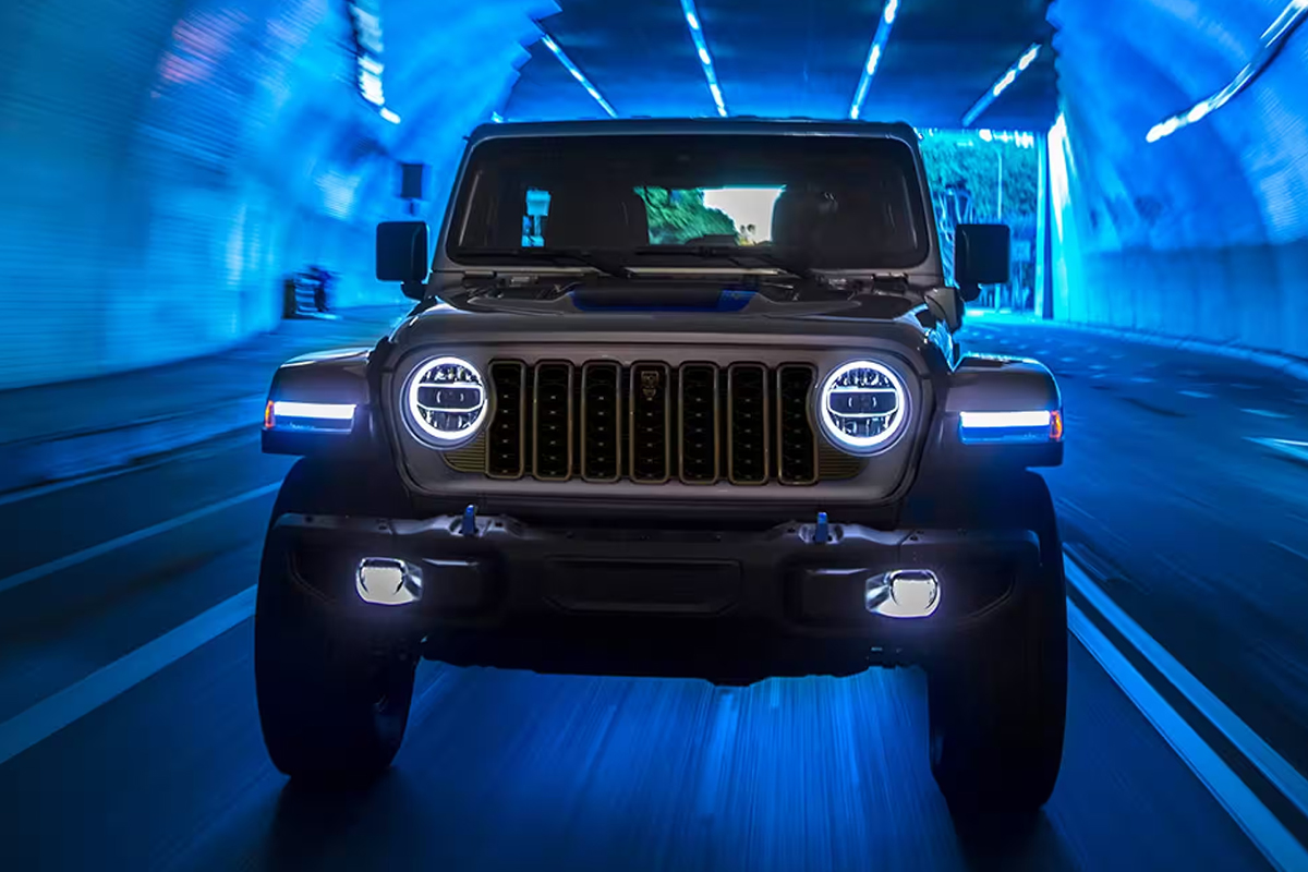 2024 Jeep Wrangler Image 02