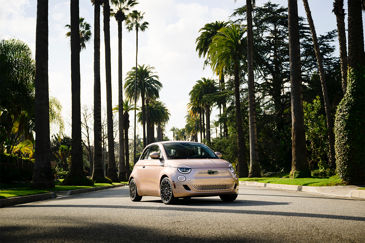The 2024 FIAT (500e): The Ultimate Electric City Car Experience Unveiled